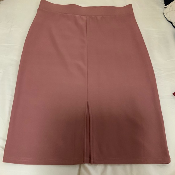 Two Pencil skirts - Picture 2 of 4